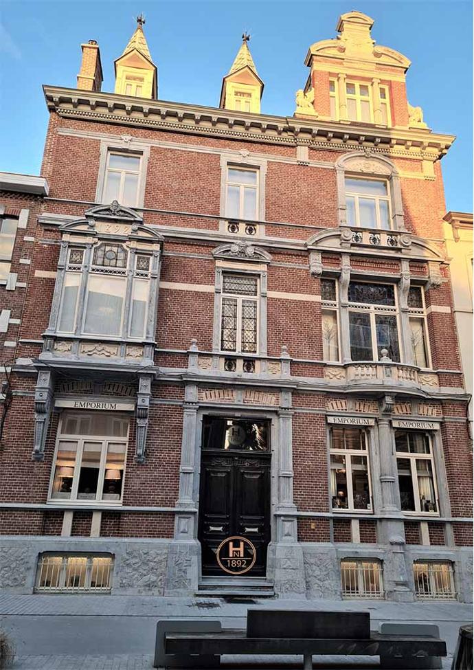 Main Image