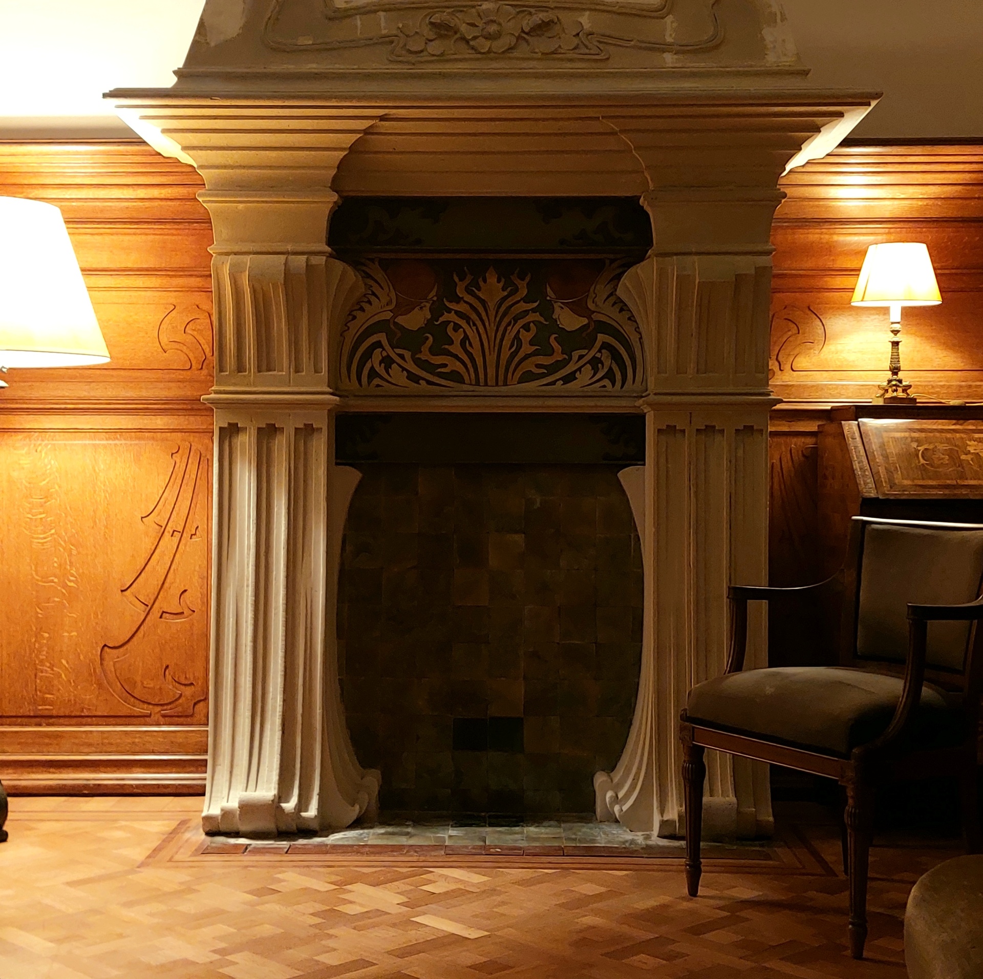 Main Image