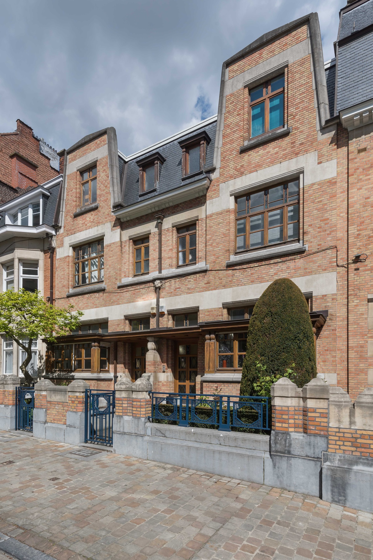 Main Image