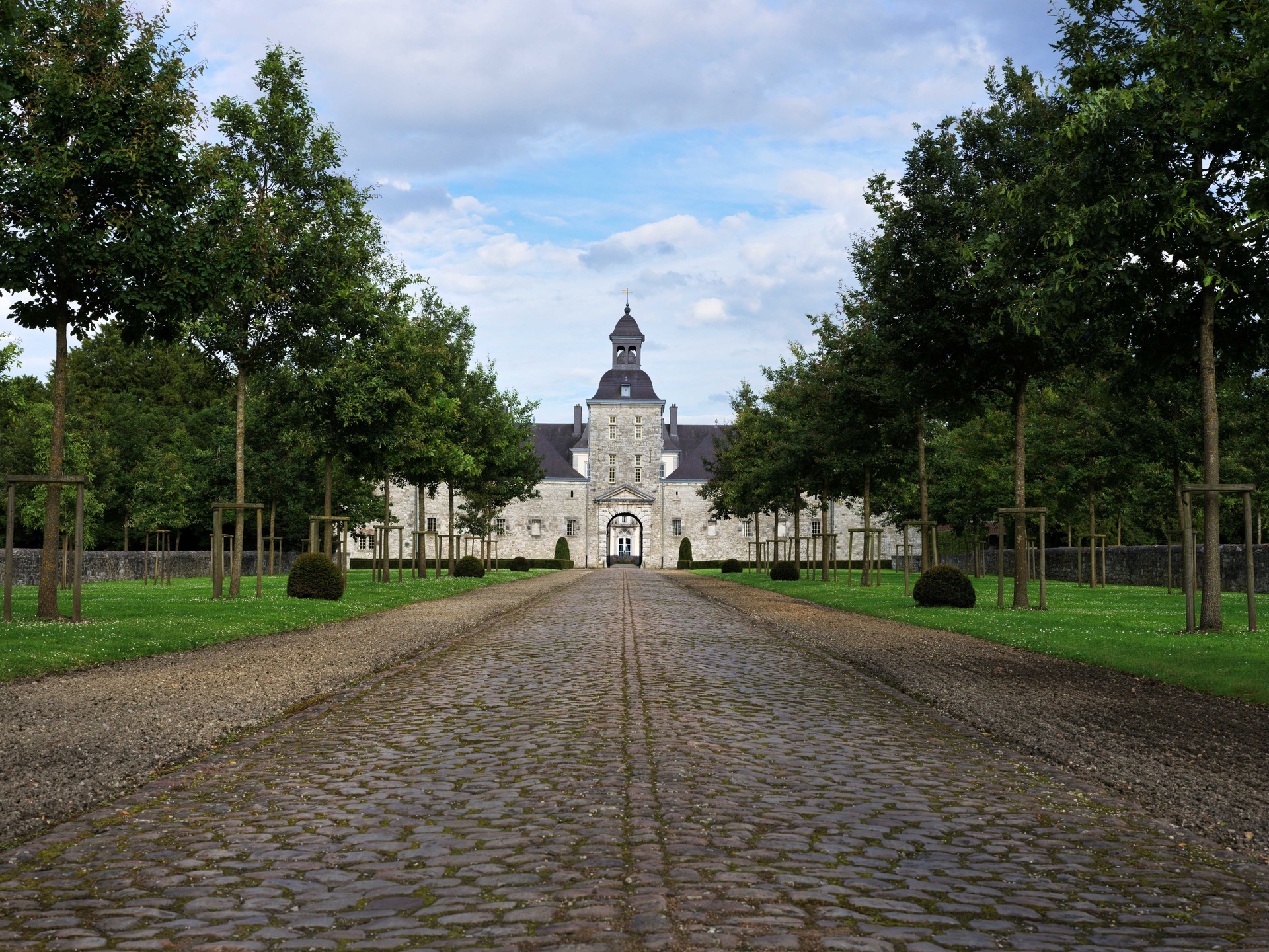 Main Image